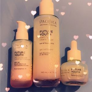 NEW Pacifica future youth set